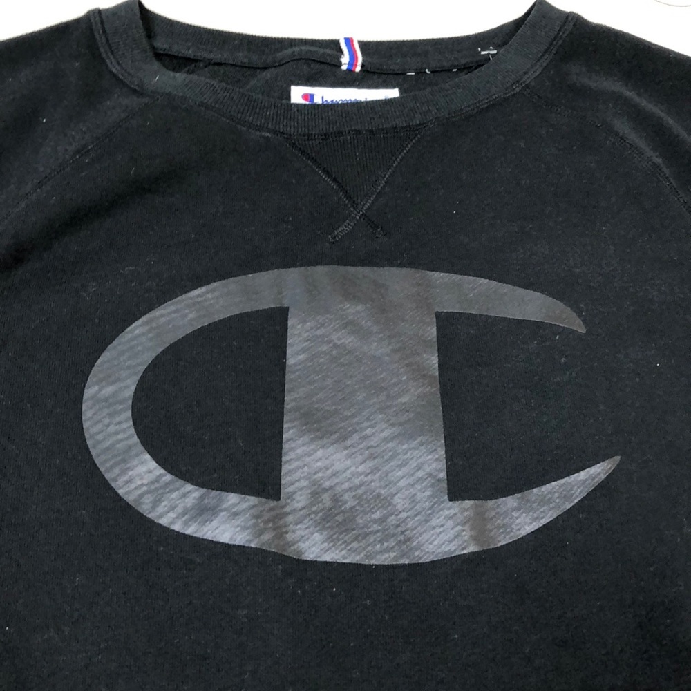 💥FINAL SALE💥 Champion Women’s Shirt Size Large - Picture 5 of 6